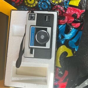 Kodak Instamatic X-15 Colorful Box Set